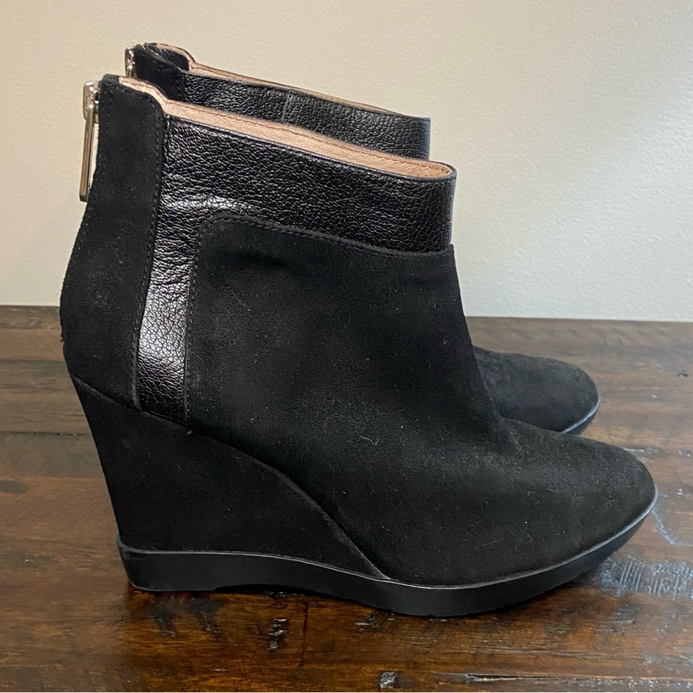 Donald J Pliner Chez Wedge Ankle Boots Black Trimmed Textured Leather Size 7 - Picture 4 of 10